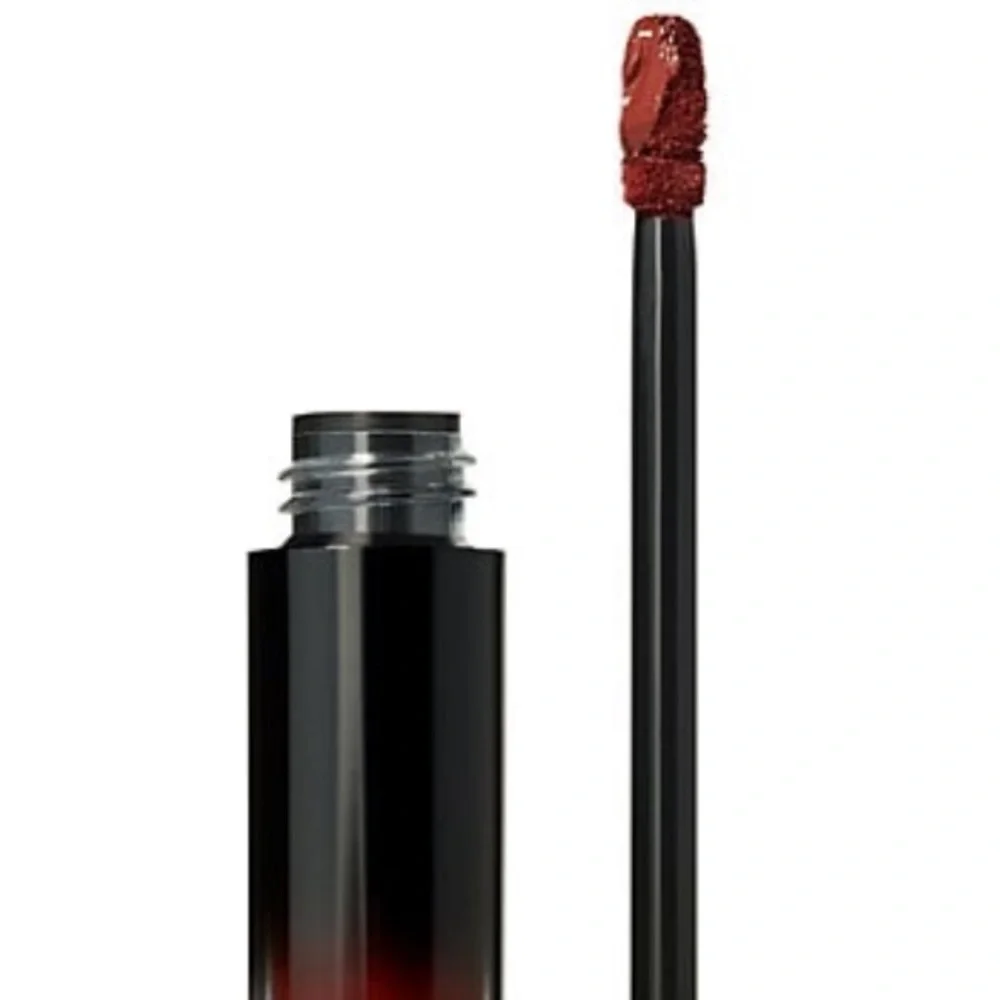 MAC Love Me Liquid Lipcolour Bated Breath